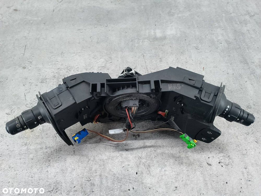 PRZEŁĄCZNIK ZESPOLONY RENAULT CLIO III 8200627605 8200627571 1.2 16V - 3