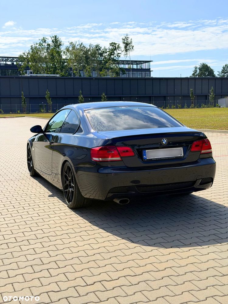 BMW Seria 3 320d - 8