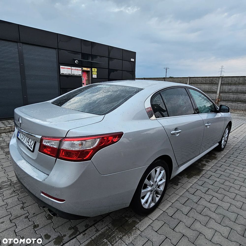 Renault Latitude - 10