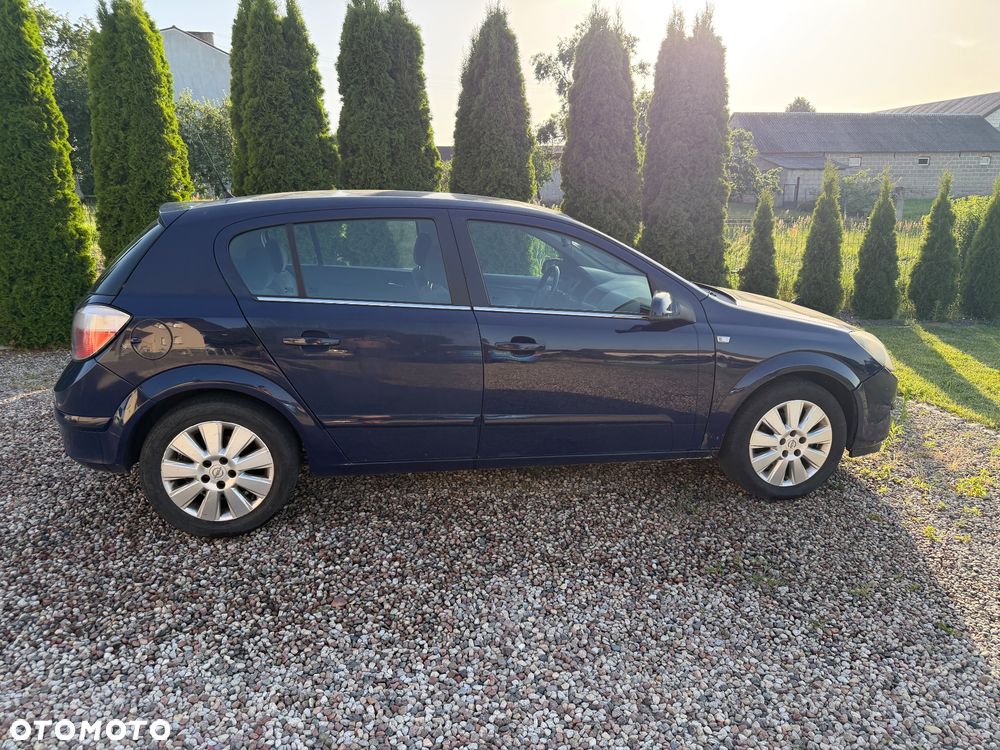 Opel Astra 1.8 Automatik - 4