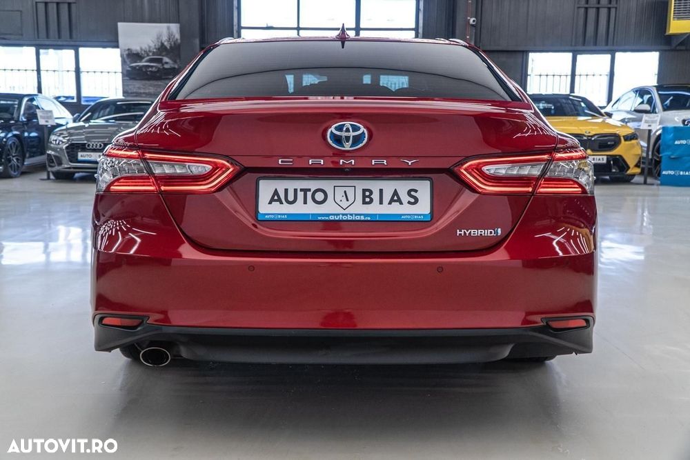 Toyota Camry 2.5 Dynamic - 26