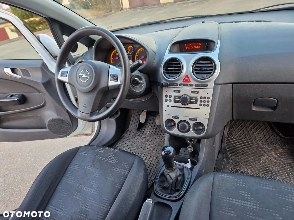Opel Corsa - 10