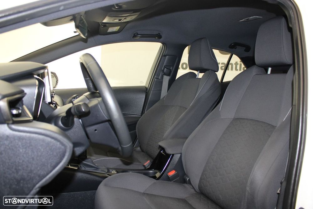 Toyota Corolla 1.8 Hybrid Comfort - 25