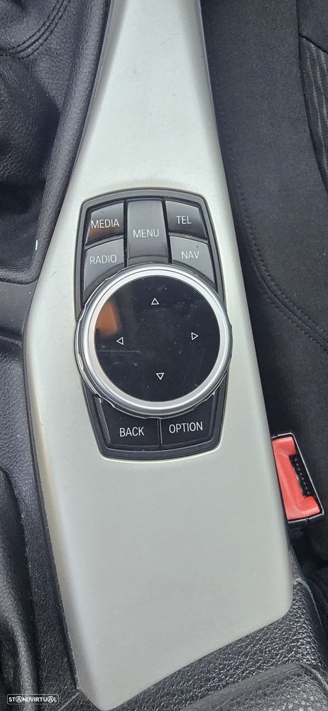 BMW 116 d EfficientDynamics Edition Sport Line - 9