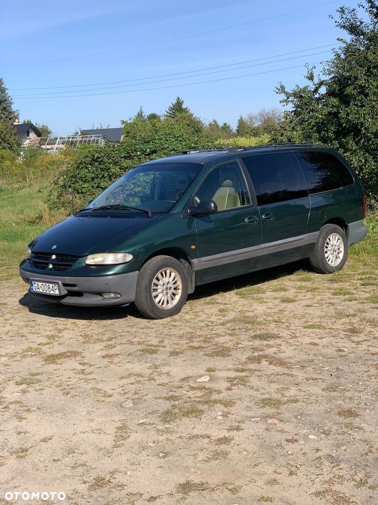 Chrysler Grand Voyager SE 3.3L - 4