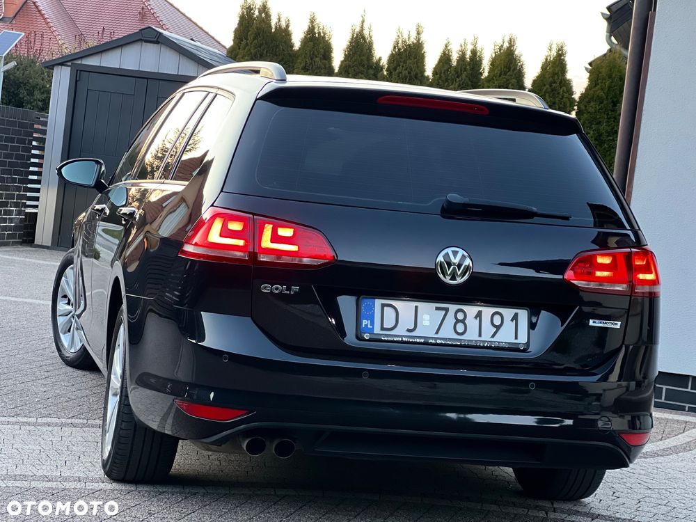 Volkswagen Golf - 5