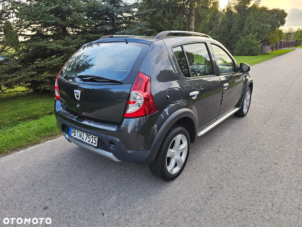 Dacia Sandero Stepway 1.6 - 3