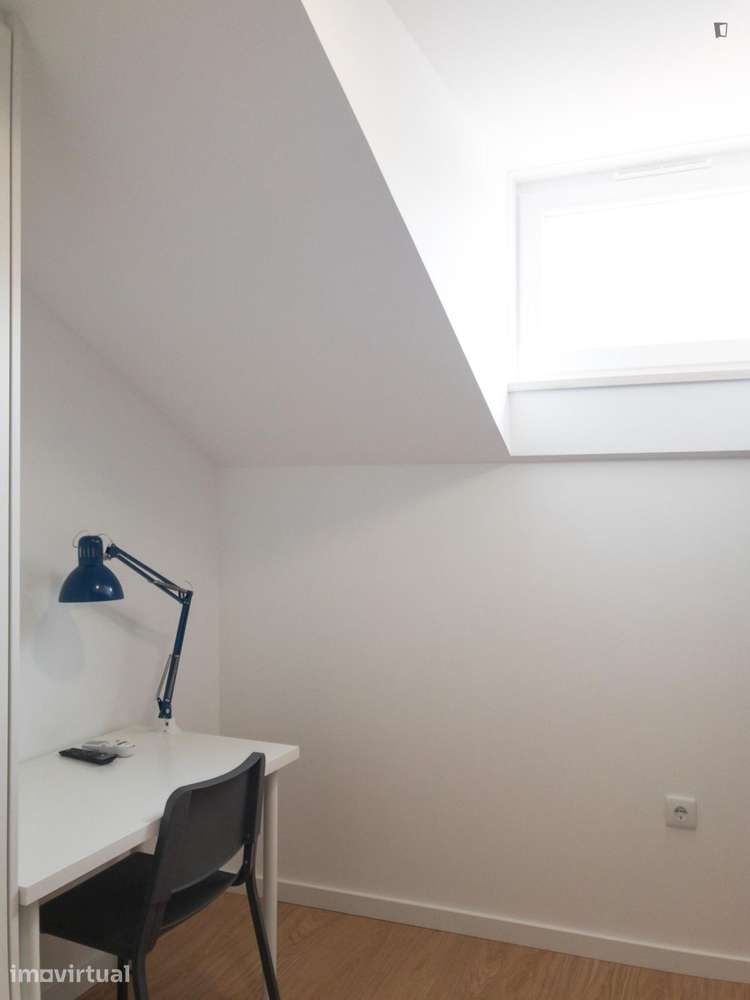 Estúdio - localizado em Montes Claros Coimbra - Grande imagem: 5/6