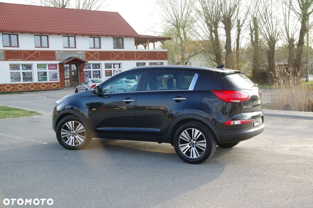 Kia Sportage 1.7 CRDI 2WD ISG Dream-Team Edition - 14
