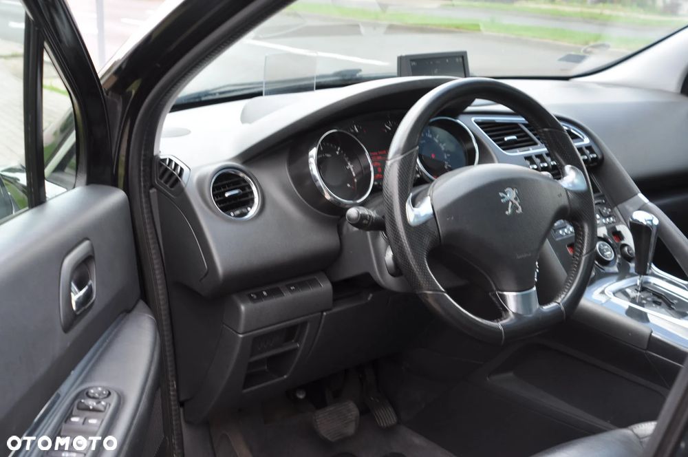 Peugeot 3008 HDi 160 Automatik Allure - 2