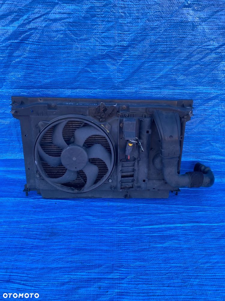 CHŁODNICE KOMPLET PAS PRZEDNI CHŁODNICA WENTYLATOR PEUGEOT 307 2.0b 2005r. lift - 2