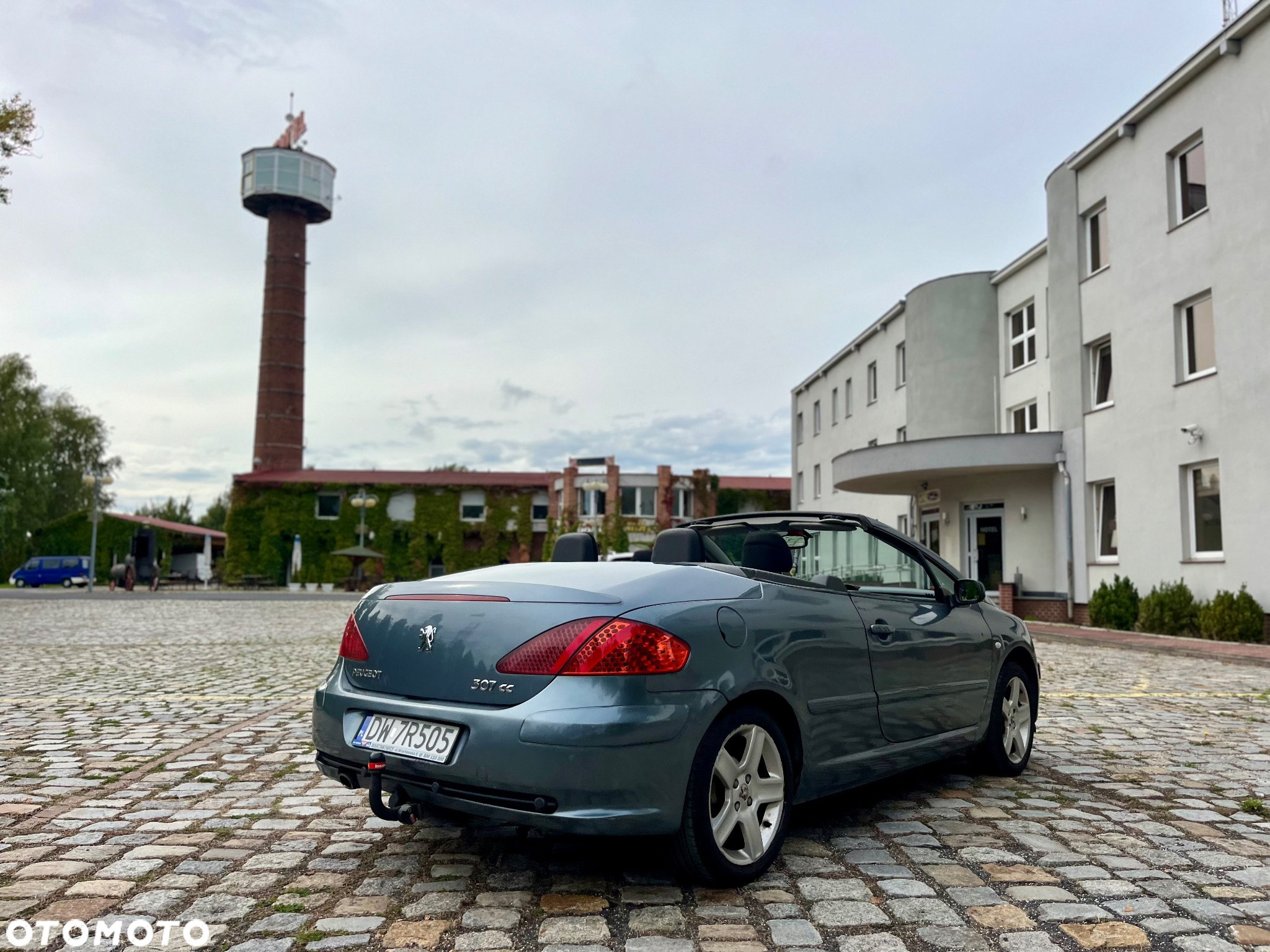 Peugeot 307 CC 2.0 - 12