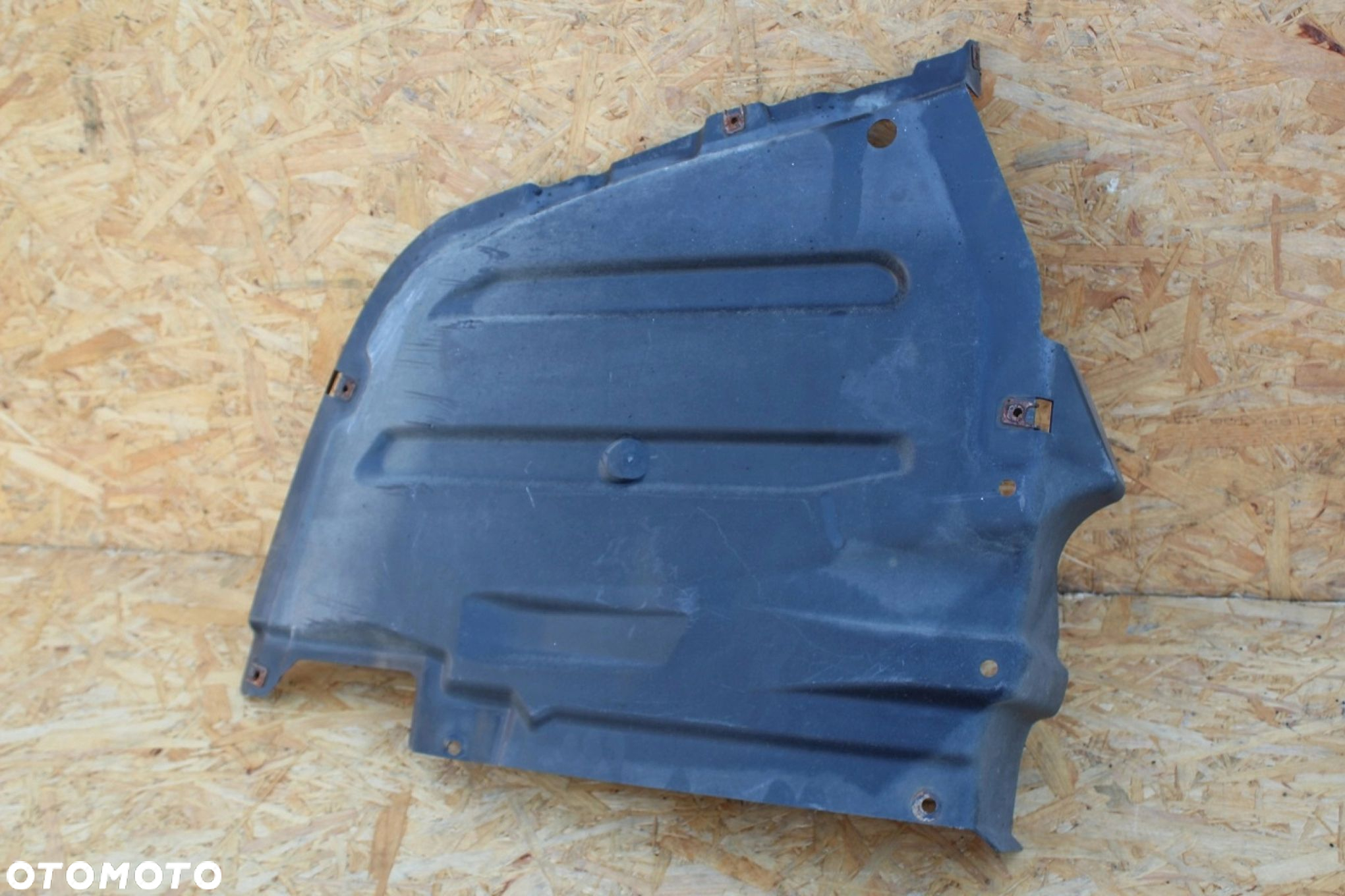 Osłona podwozia BMW e92 e93 TYŁ 7128216 tylna - 2