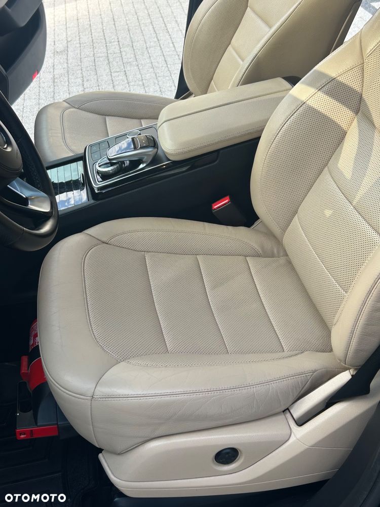 Mercedes-Benz GLS 350 d 4-Matic - 27