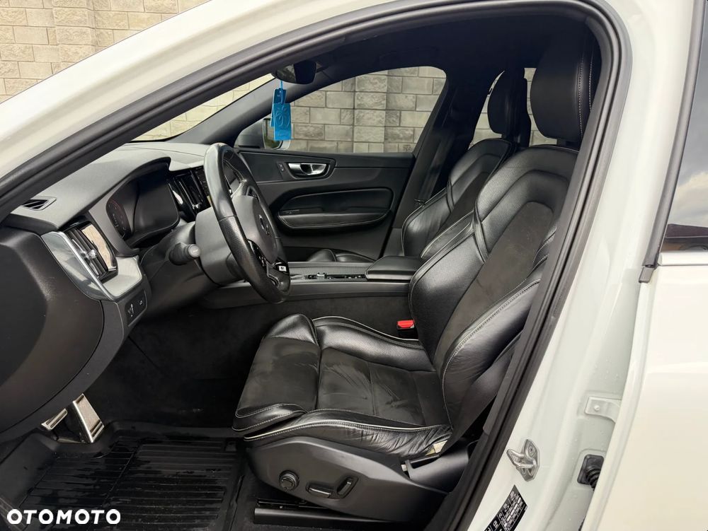 Volvo XC 60 T5 AWD Geartronic RDesign - 21