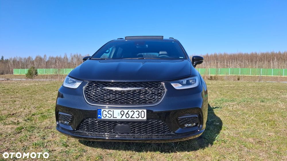 Chrysler Pacifica - 8