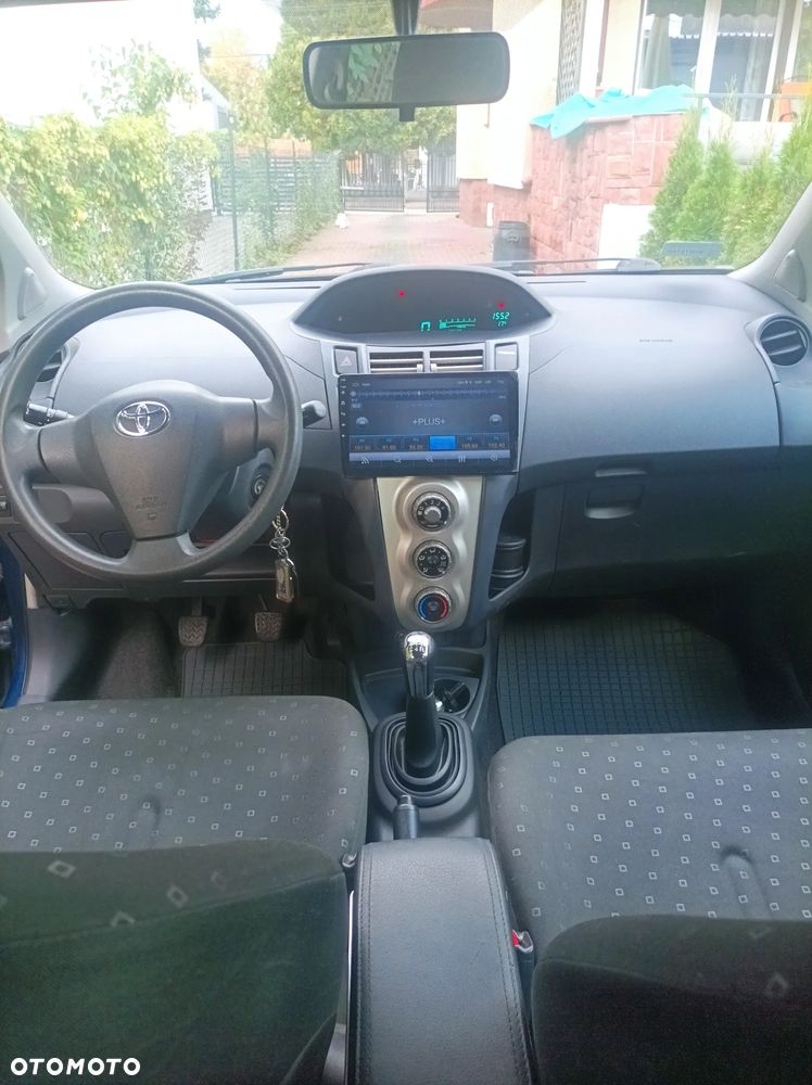 Toyota Yaris 1.3 Luna A/C - 15