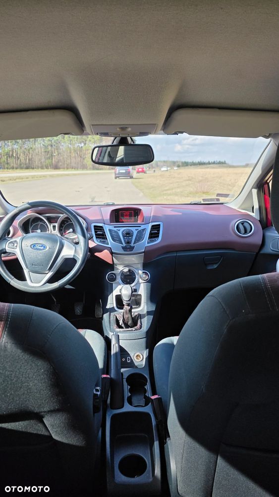 Ford Fiesta 1.6 TDCi Trend - 7
