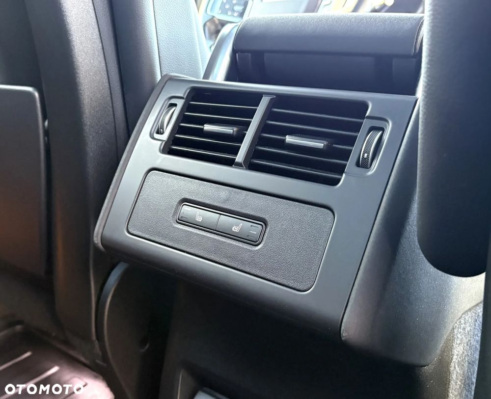 Land Rover Discovery 3.0 P360 mHEV R-Dynamic SE - 30