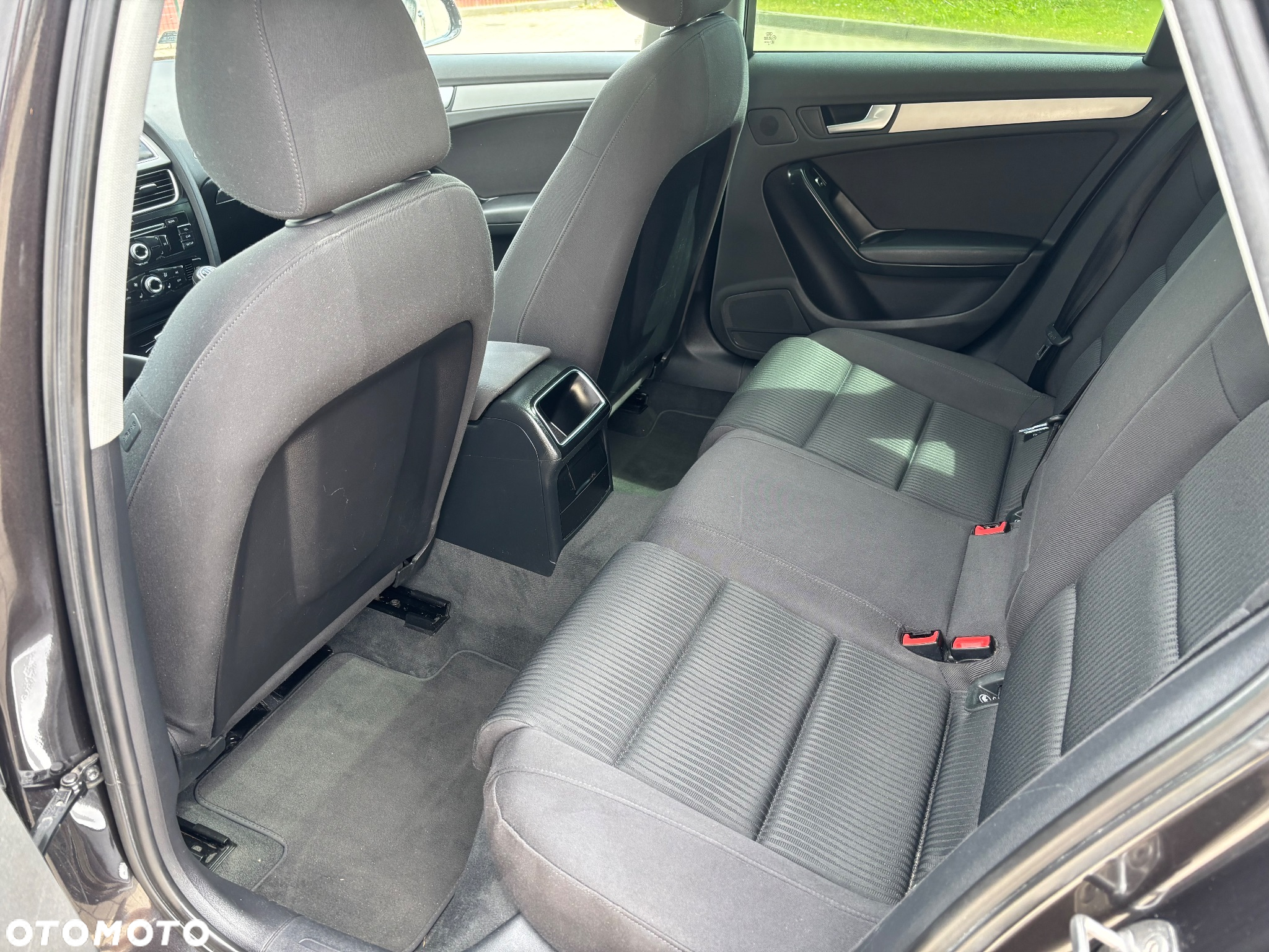 Audi A4 2.0 TDI DPF S line Sportpaket - 9