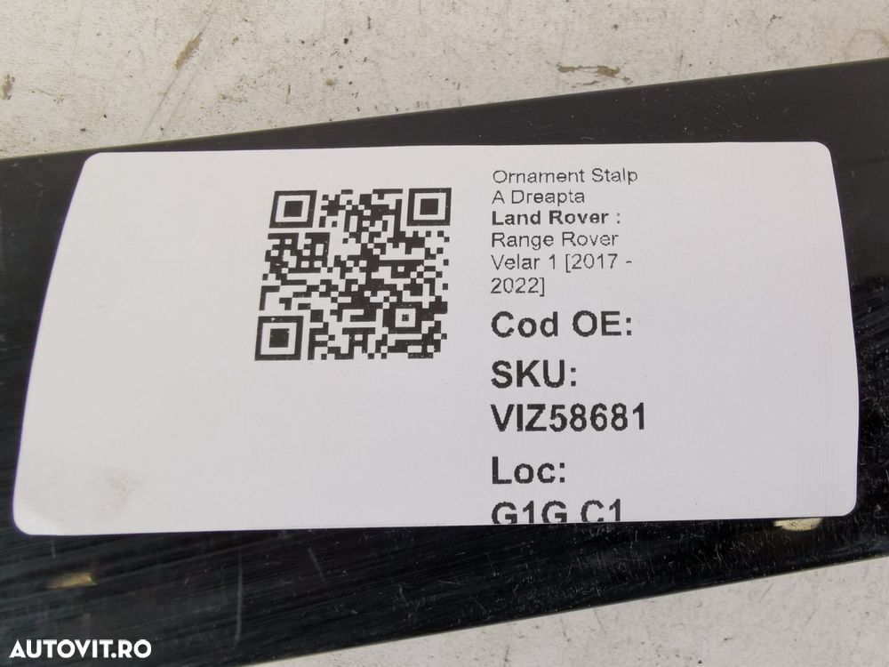 Ornament Stalp A Dreapta Land Rover  Range Rover Velar 1 2017 2018 201 - 8