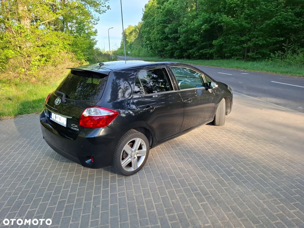 Toyota Auris 1.6 Dynamic - 5