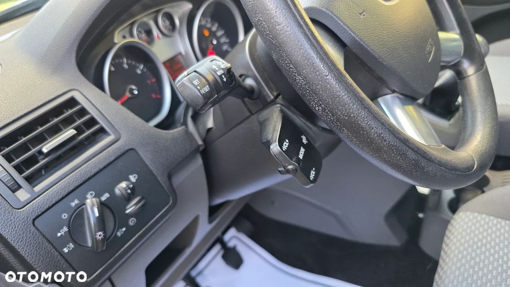Ford C-MAX - 25