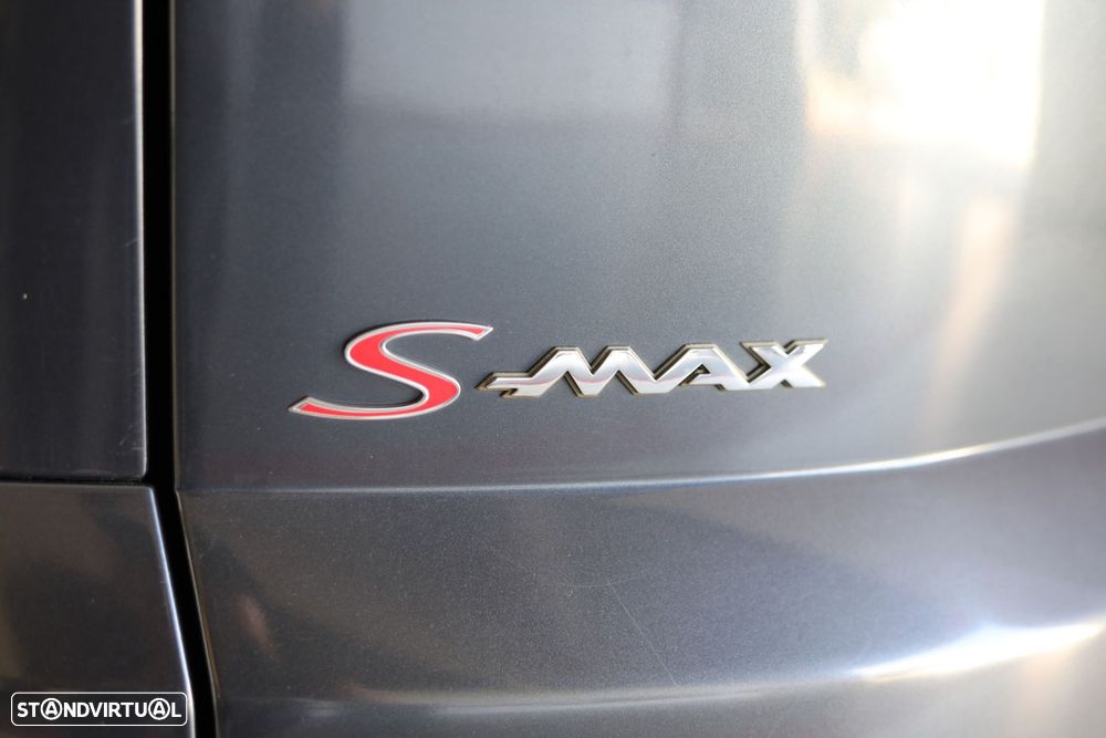 Ford S-Max 2.0 TDCi Titanium 7L - 26