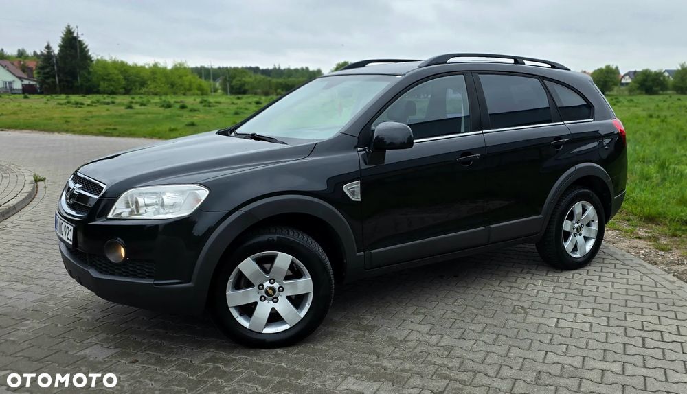 Chevrolet Captiva 2.4 4WD 7 Sitzer LT - 3