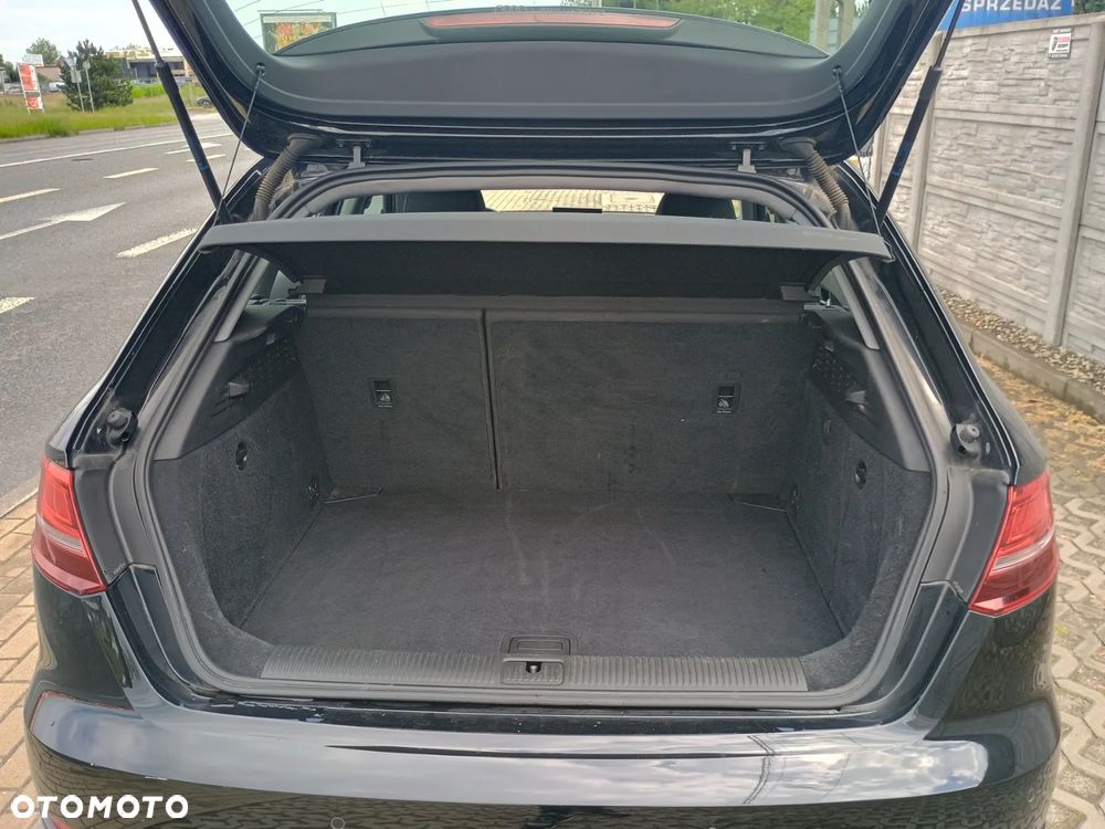 Audi A3 Sportback 30 TFSI - 16