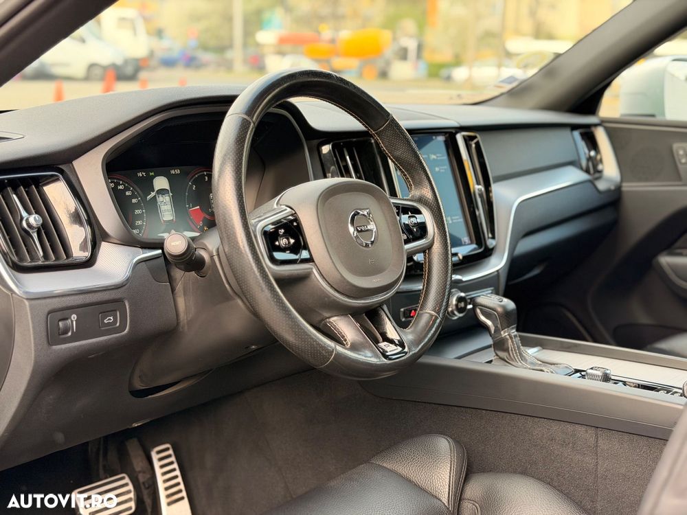 Volvo XC 60 D4 AWD Geartronic RDesign - 8