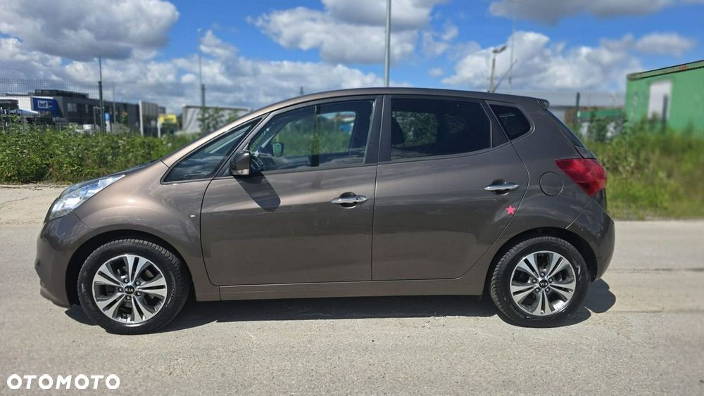 Kia Venga - 3