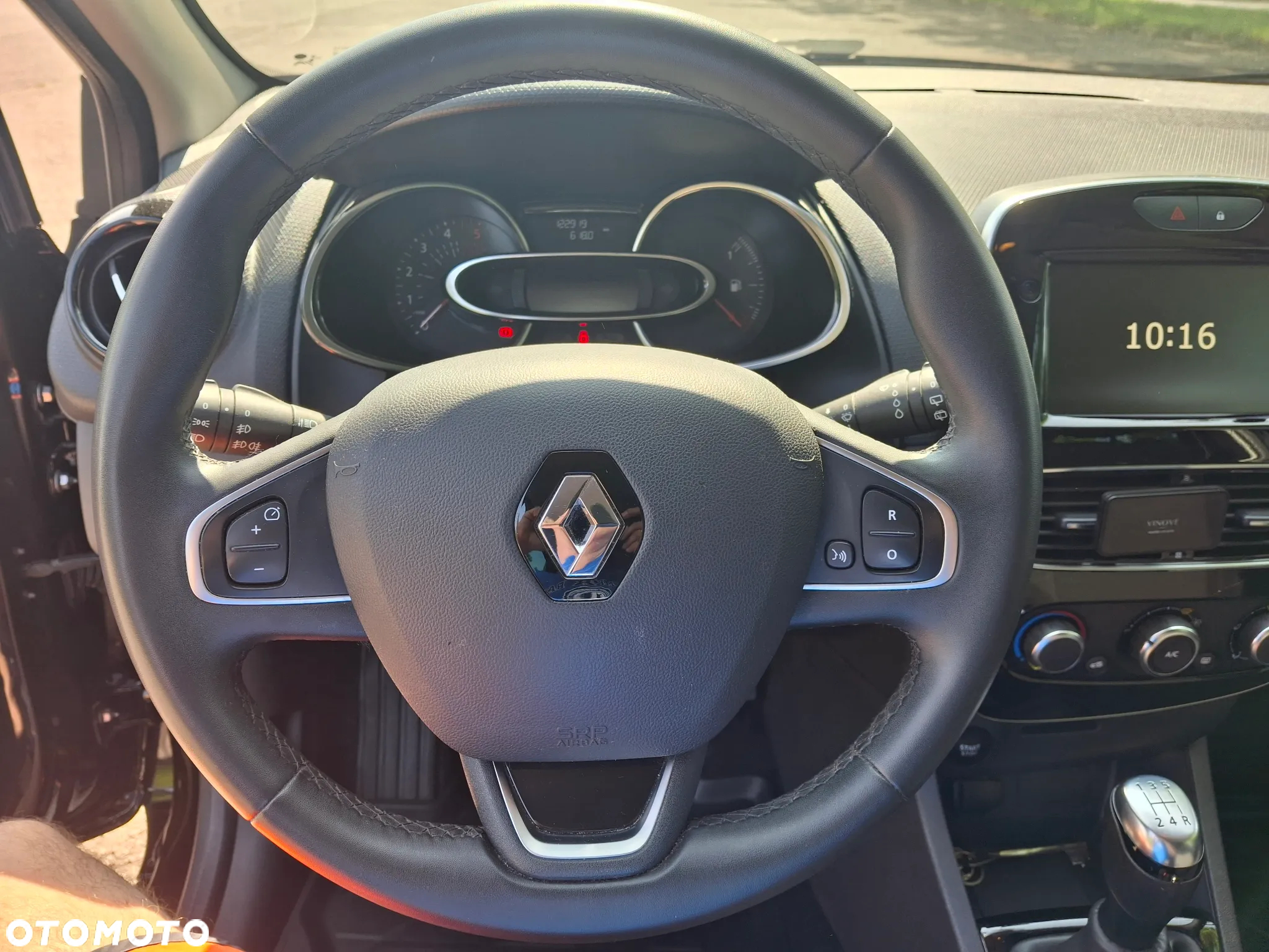 Renault Clio 1.5 dCi Energy Limited - 27