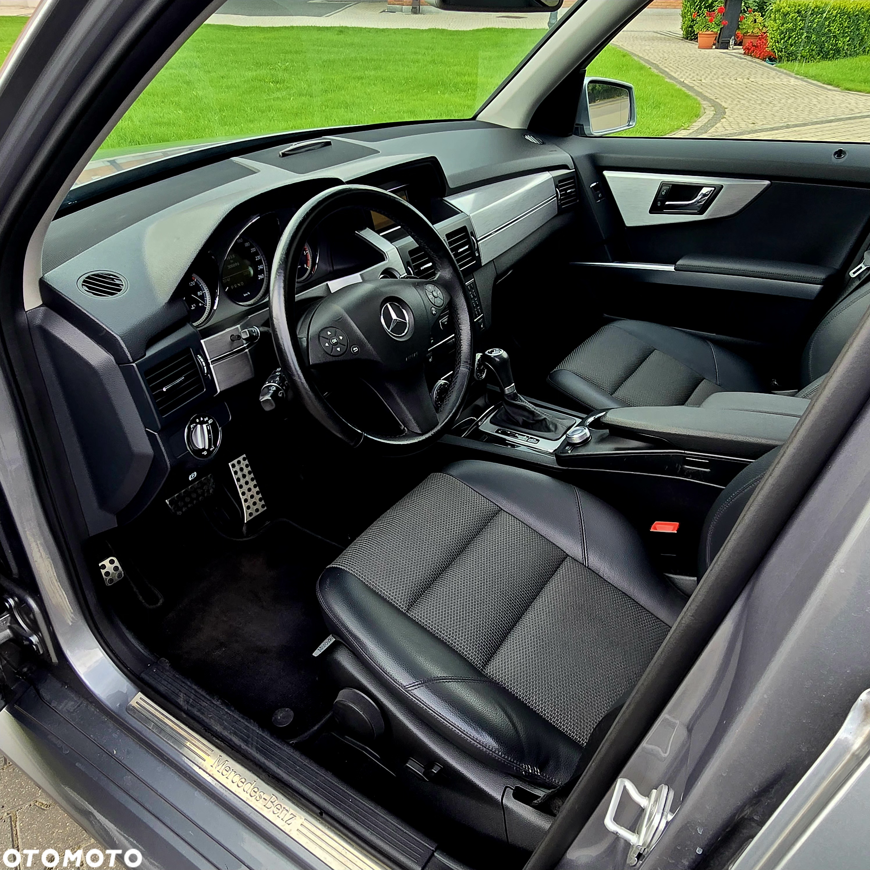 Mercedes-Benz GLK 220 CDI 4Matic (BlueEFFICIENCY) 7G-TRONIC - 27