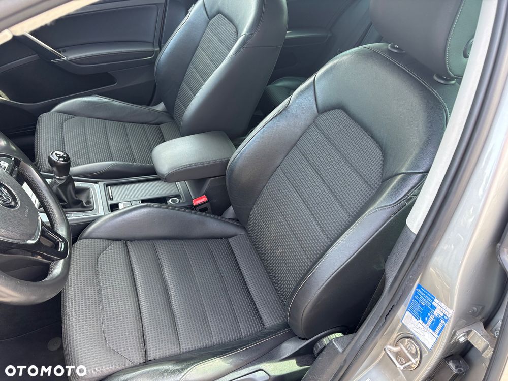Volkswagen Golf 1.4 TSI Highline - 16