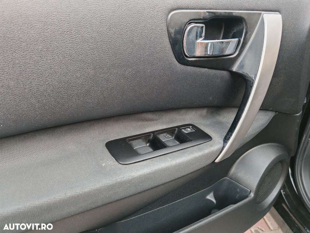 Nissan Qashqai+2 2.0 dCi DPF 4x4 tekna - 7