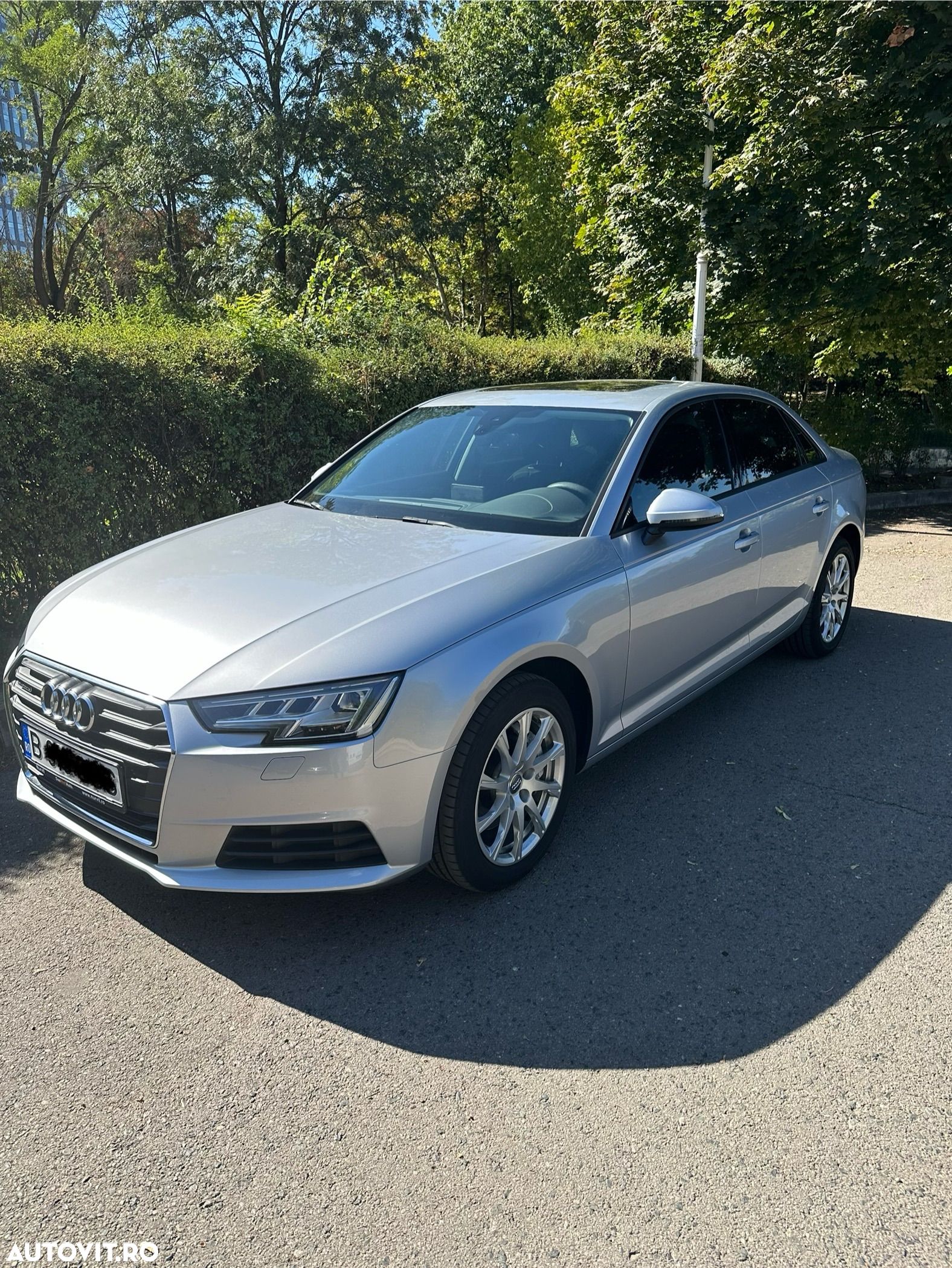 Audi A4 2.0 TDI quattro S tronic Design - 1