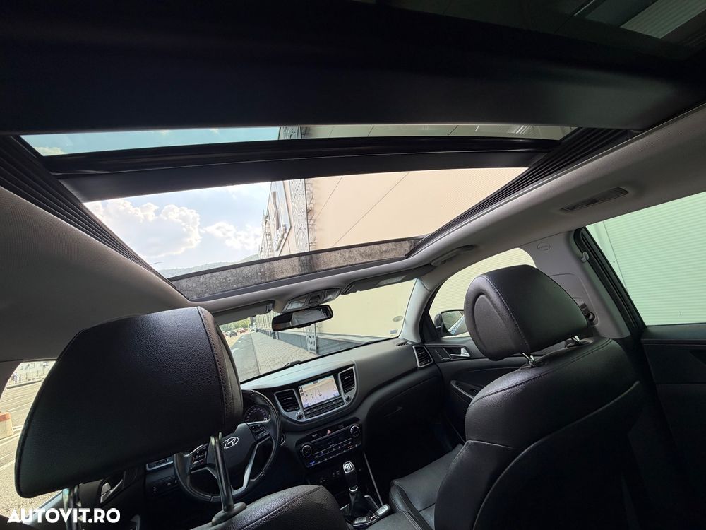 Hyundai Tucson blue 1.7 CRDi 2WD Intro Edition - 17