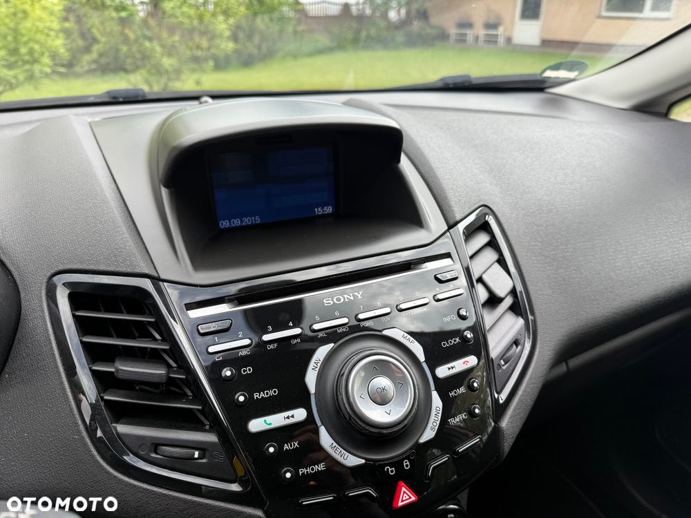 Ford Fiesta 1.0 EcoBoost Silver X - 24