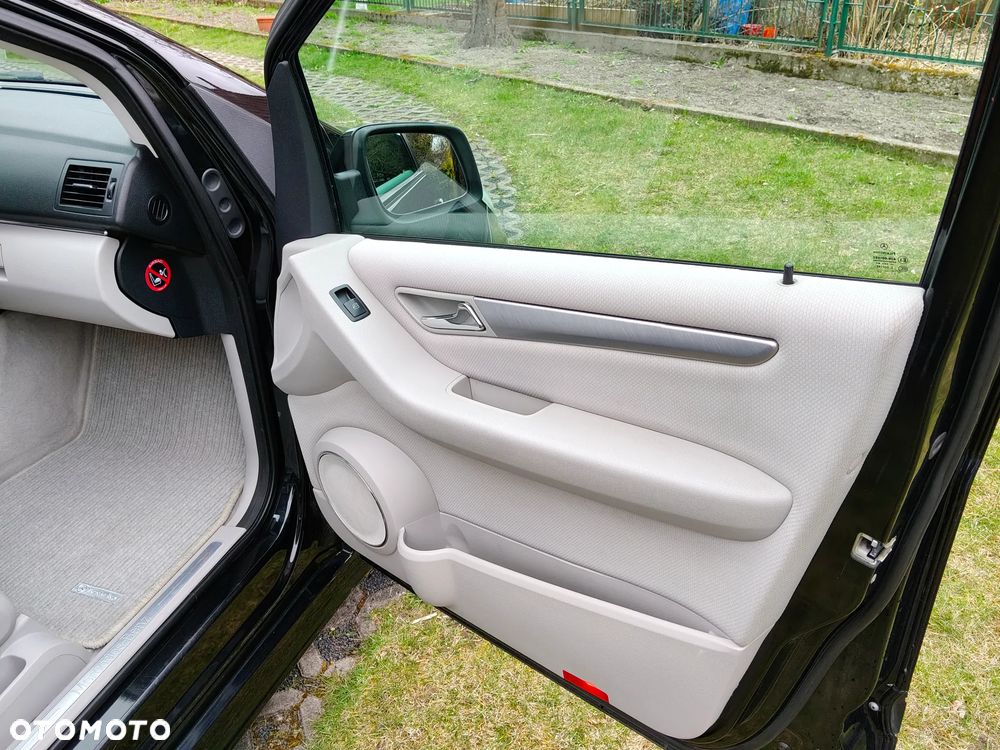 Mercedes-Benz Klasa B 180 CDI - 18