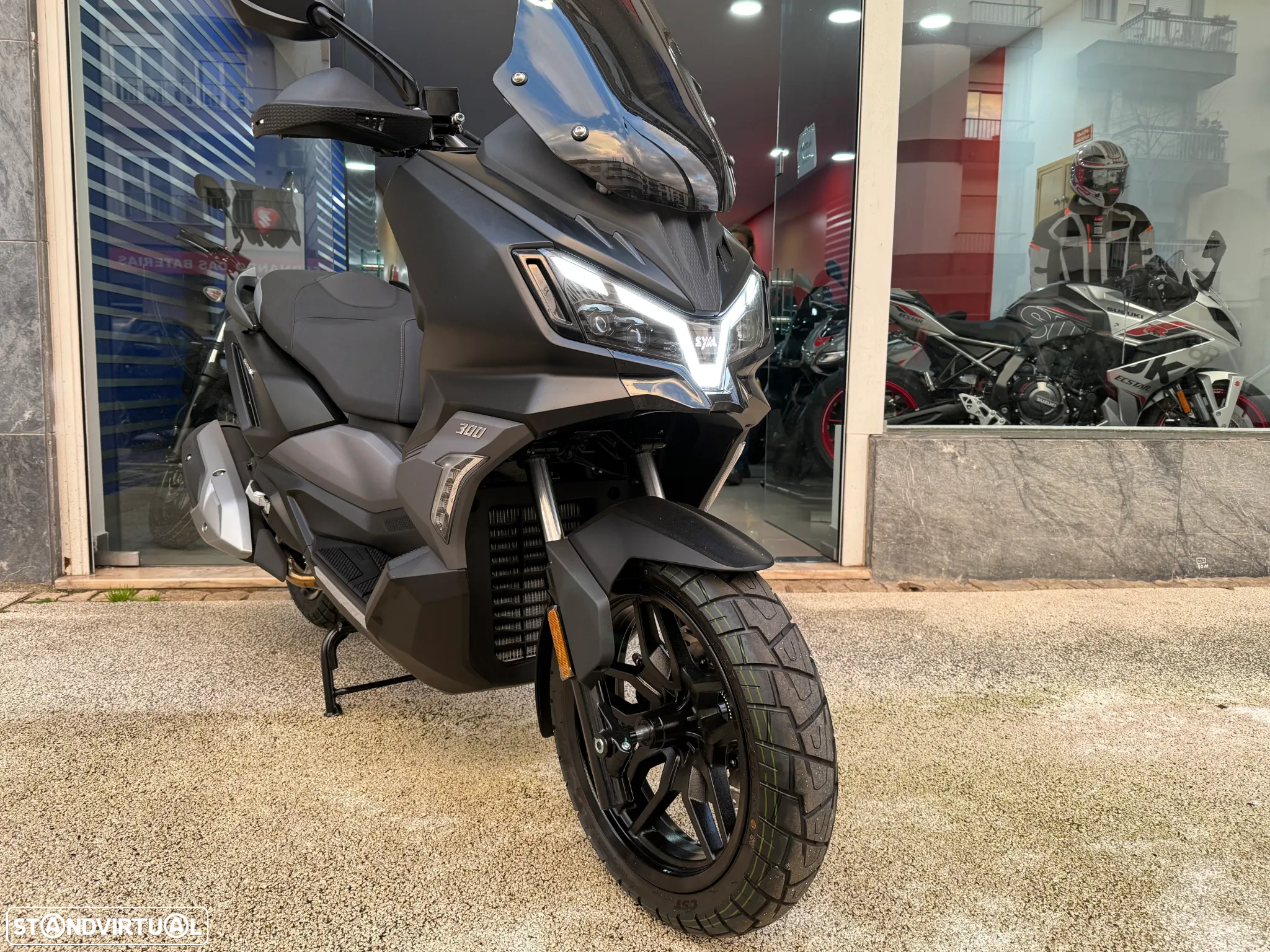 Sym ADX 300 ABS Serviço - Desde 68,27€ Mês - 32