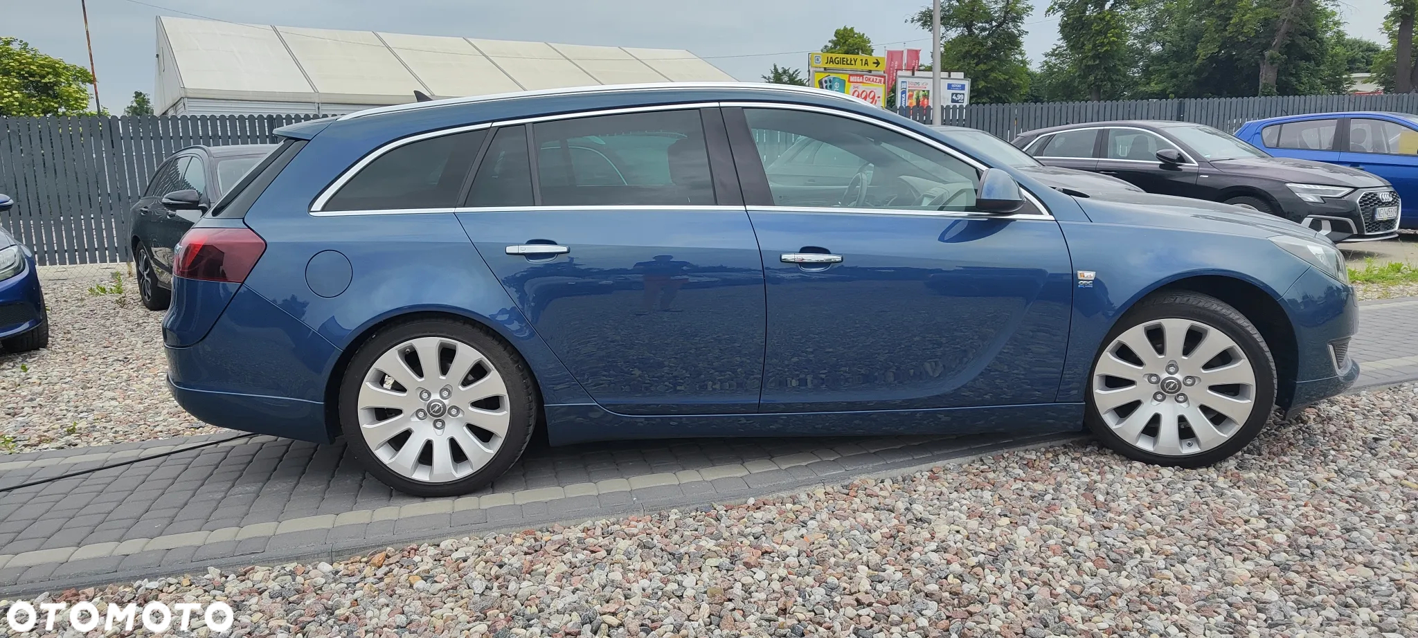 Opel Insignia - 16