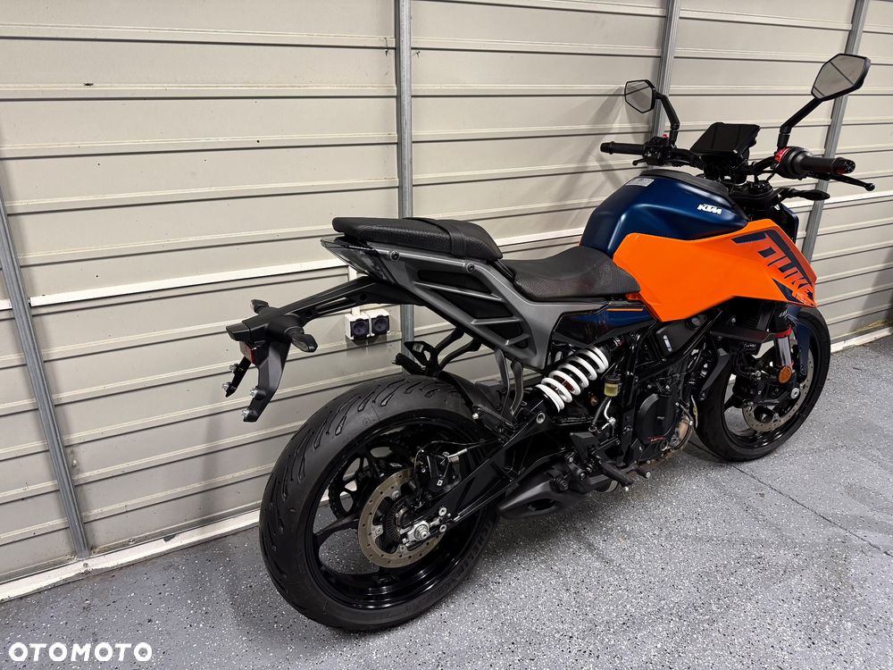 KTM Duke - 3