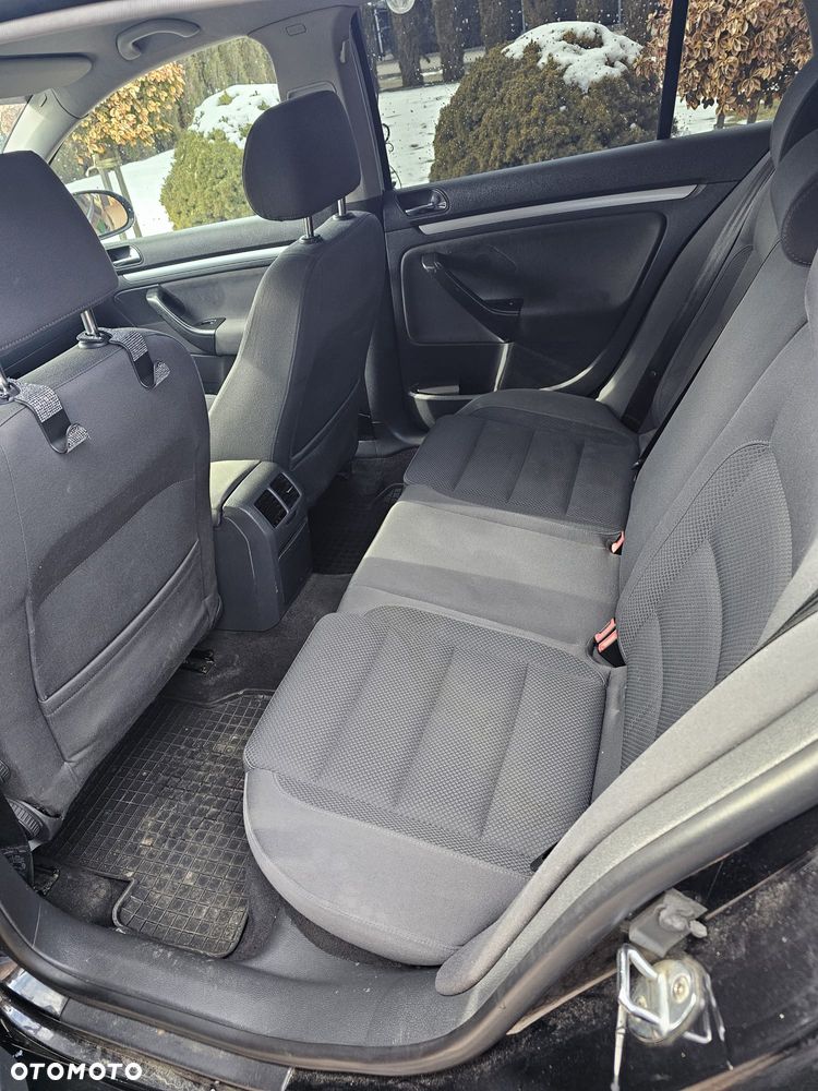 Volkswagen Golf 2.0 TDI Comfortline - 5