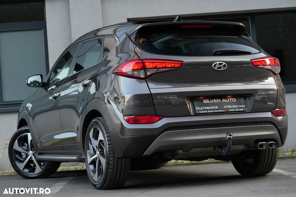 Hyundai Tucson 2.0 CRDI 4WD Automatik Premium - 14