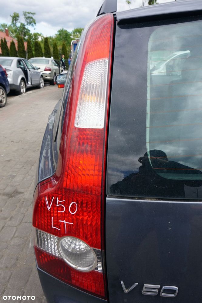 LAMPA TYLNA LEWA V50  KOMBI  VOLVO 2004-2007 - 3