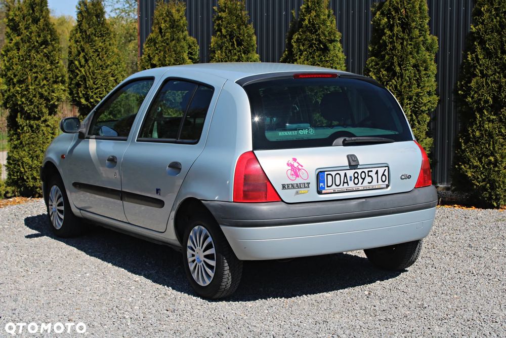 Renault Clio - 5