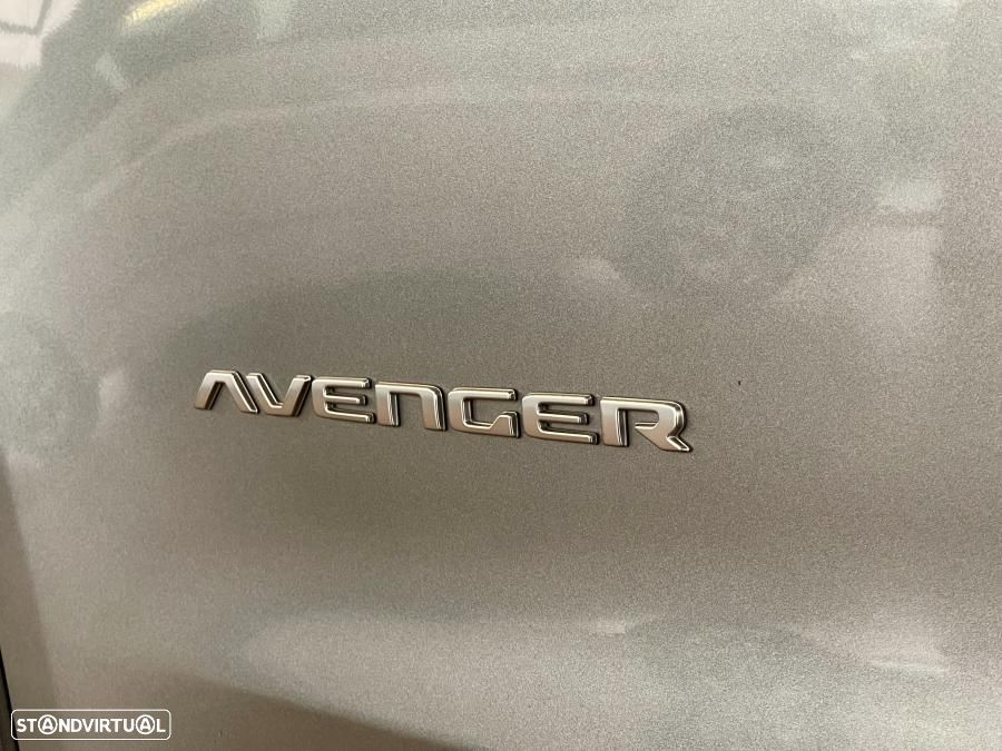 Jeep Avenger 1.2 GSE T3 Altitude - 9