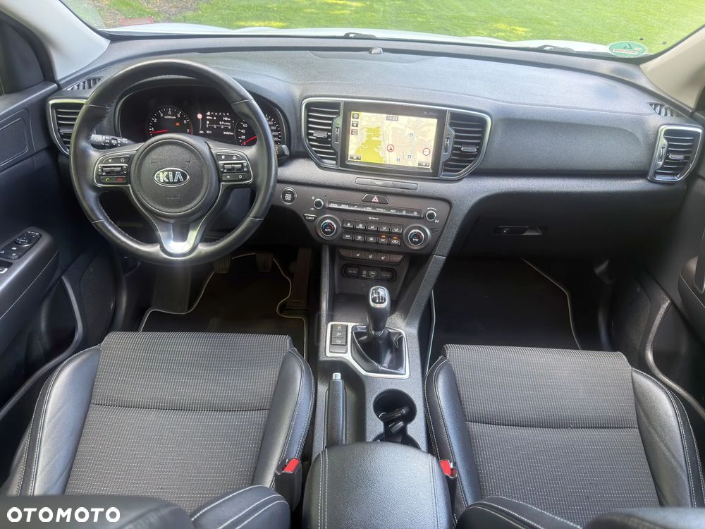 Kia Sportage 1.6 GDI 2WD DREAM-TEAM EDITION - 8