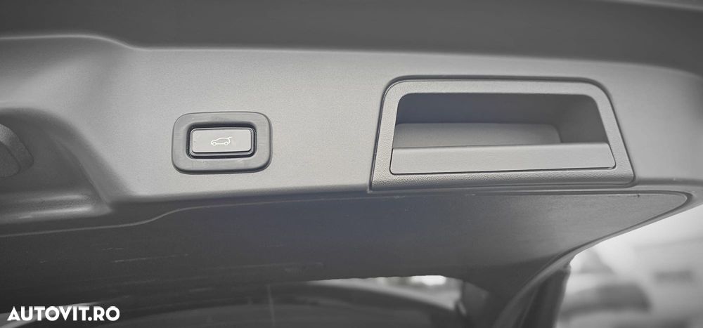 Land Rover Range Rover Evoque - 25